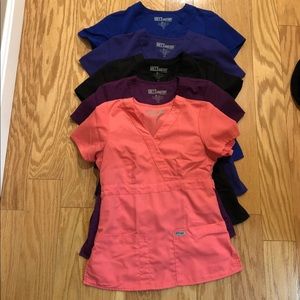 (5) Grey’s Anatomy Scrub Tops